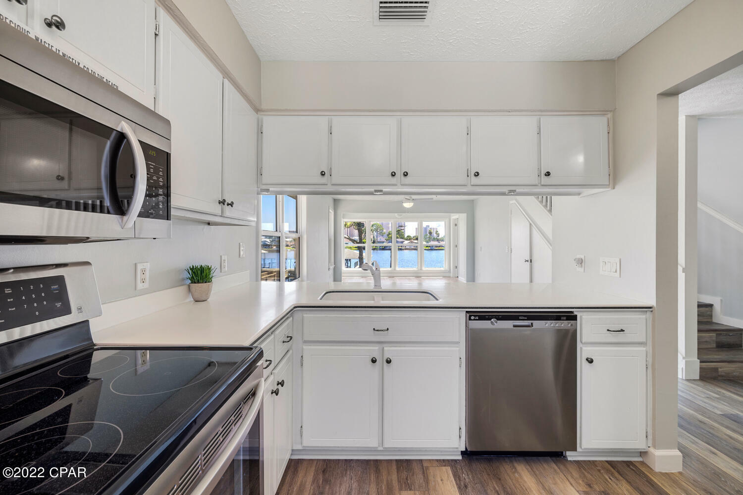 Property Photo: 7813 N Lagoon Drive 8D FL 32408