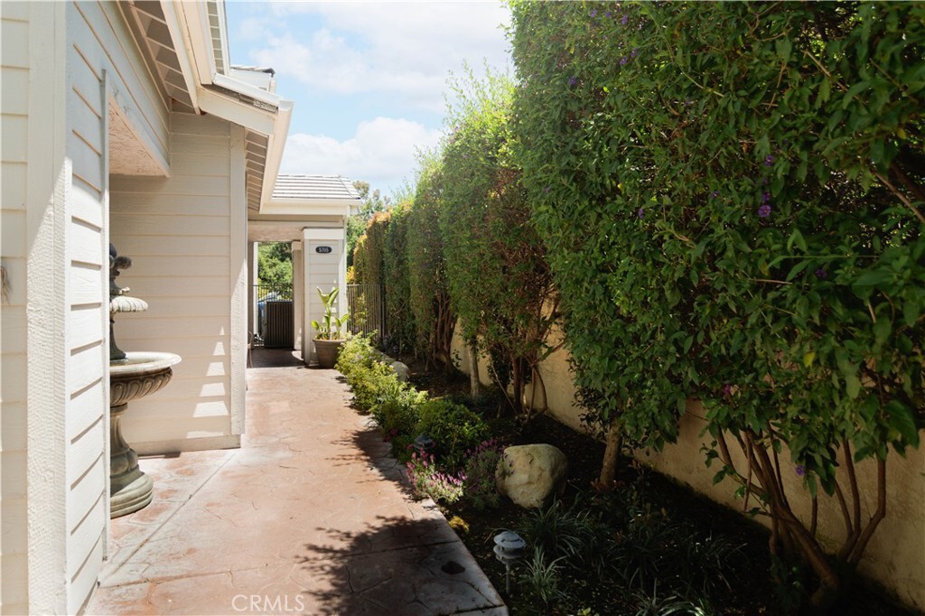 Property Photo: 5705 Tanner Ridge Avenue CA 91362