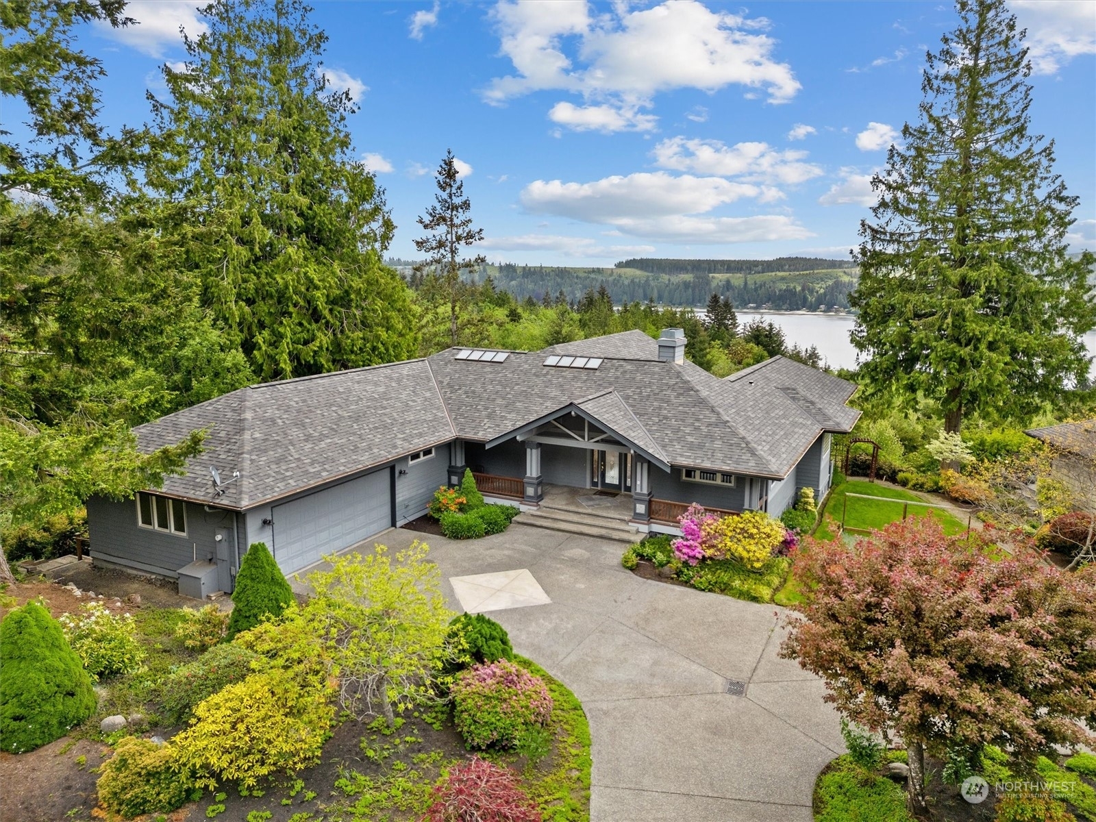 Property Photo:  657 Rainier Lane  WA 98365 