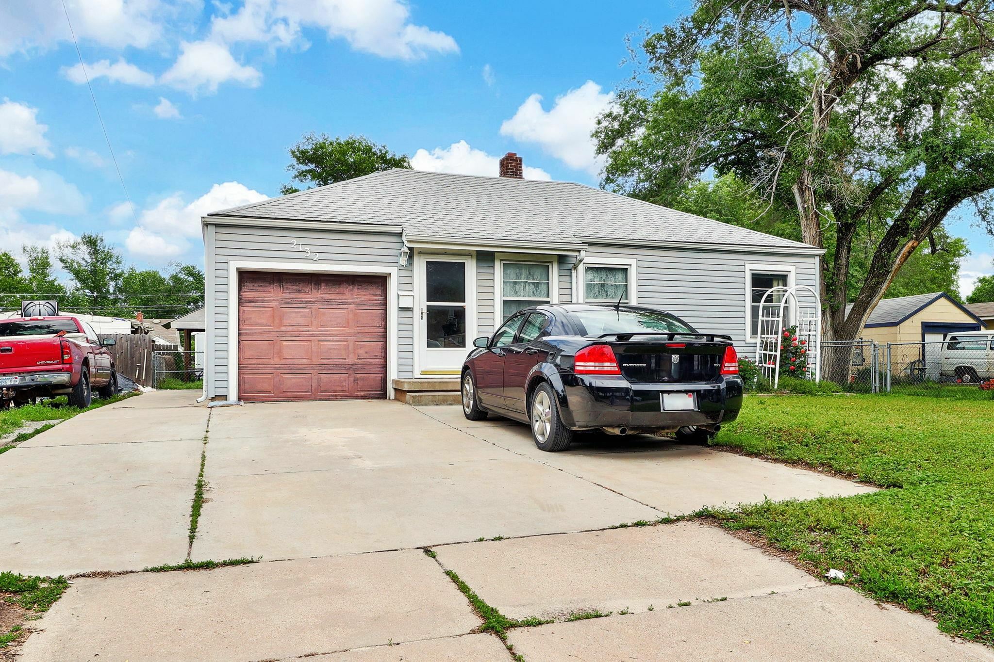 Property Photo:  2132 S Ida St  KS 67211 