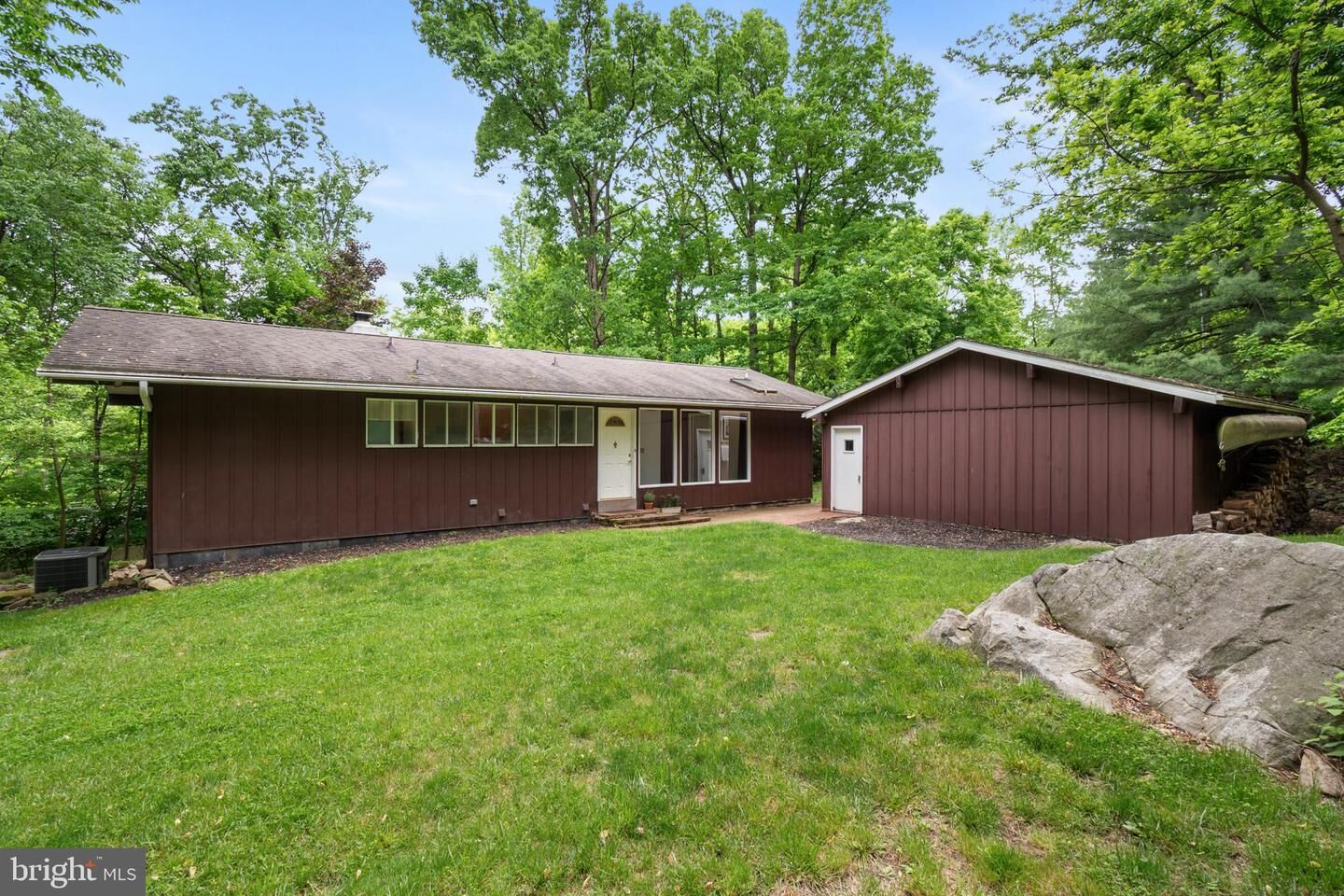 Property Photo:  3155 Balsam Road  PA 18034 