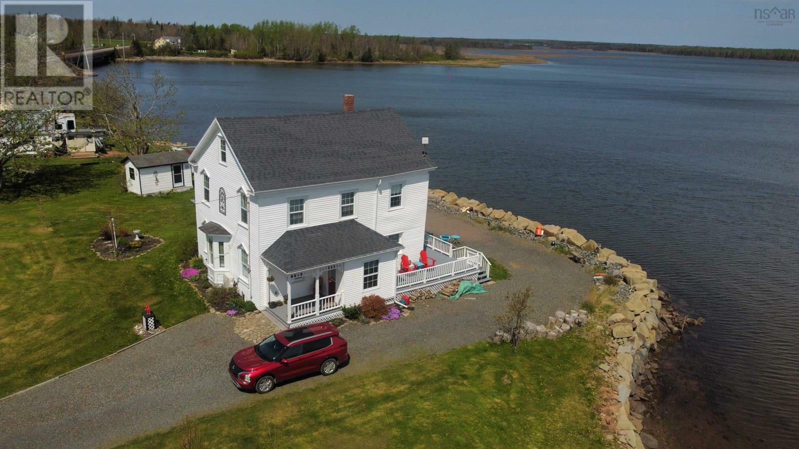 Property Photo:  13291 Highway 6  NS B0K 1Y0 