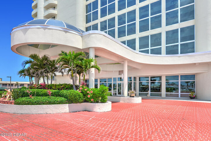 Property Photo:  2545 S Atlantic Avenue 2107 - 2108  FL 32118 