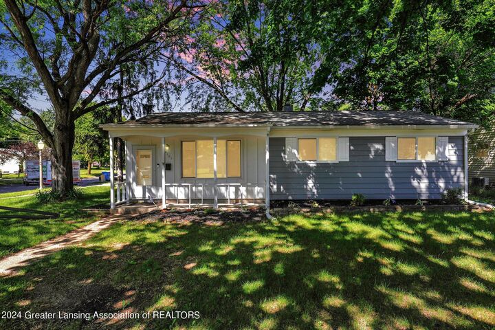 4101 Brighton Drive  Lansing MI 48911 photo