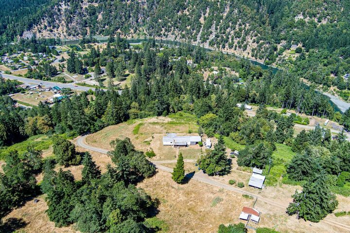 40676 State Highway 299  Willow Creek CA 95573 photo