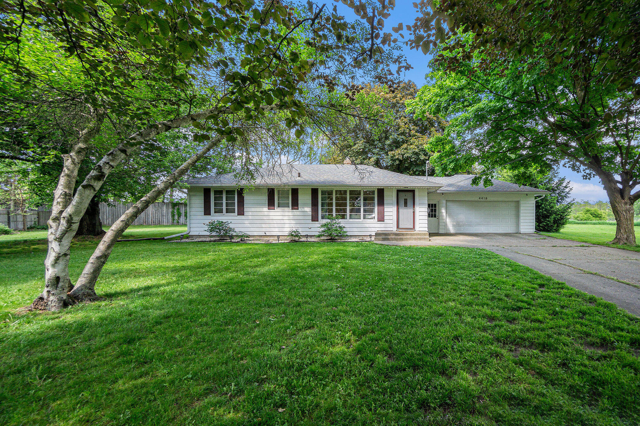 Property Photo: 4418 Starlite Avenue MI 49009