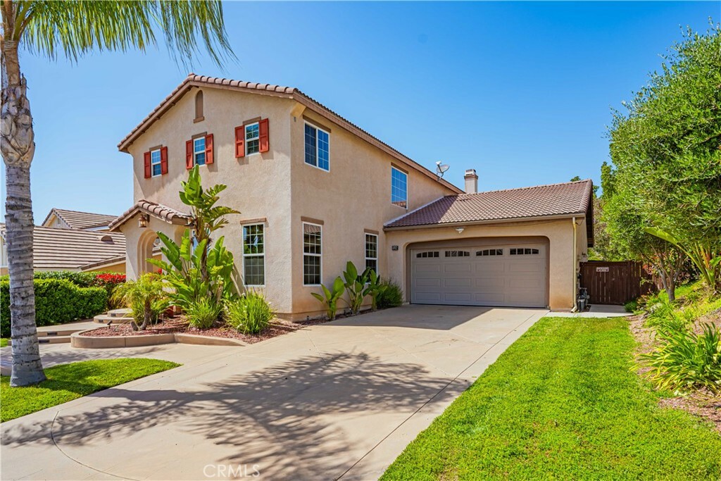 Property Photo:  25198 Hoofprint Drive  CA 92595 