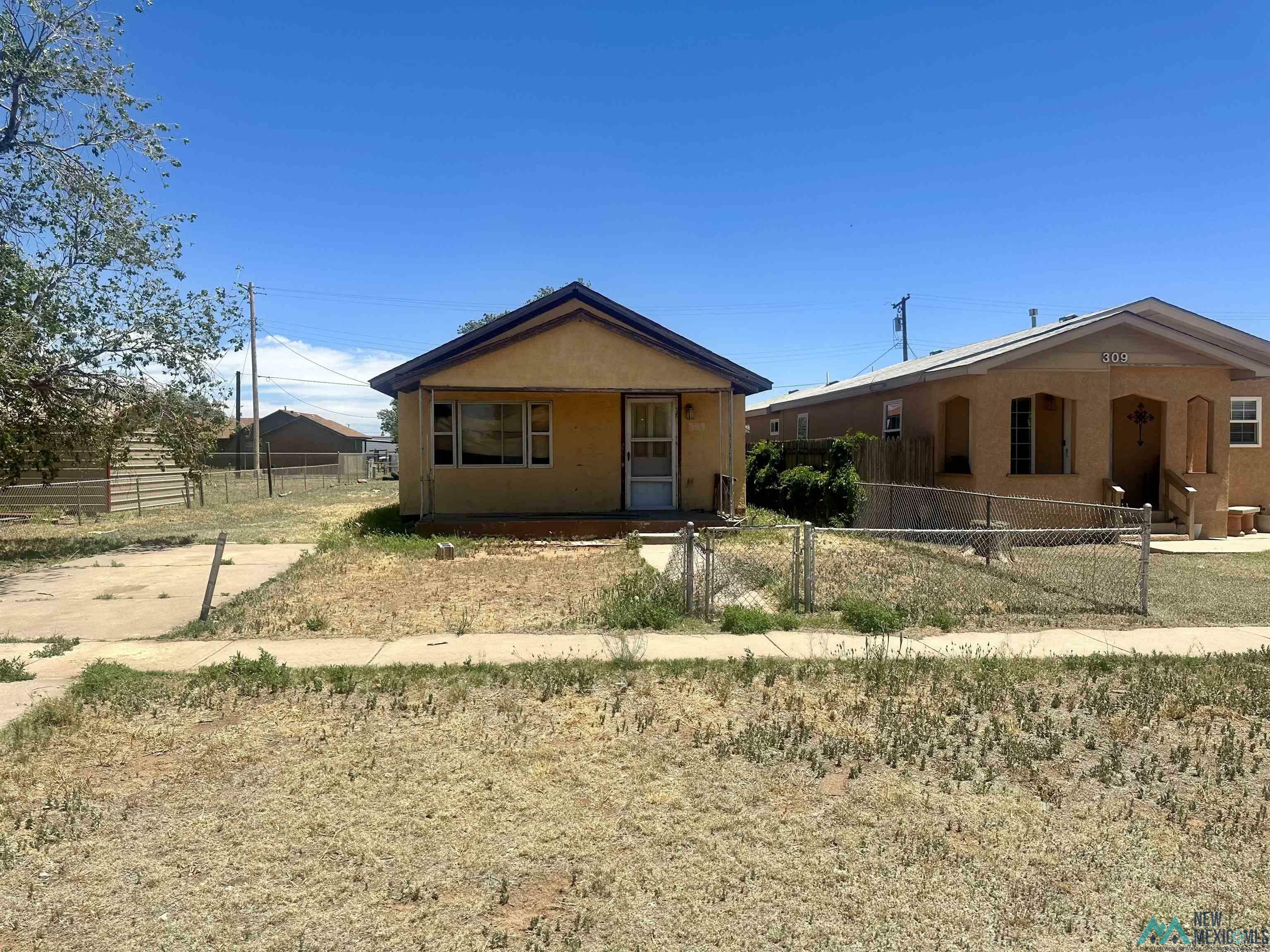 Property Photo:  315 N Edward Street  NM 88101 