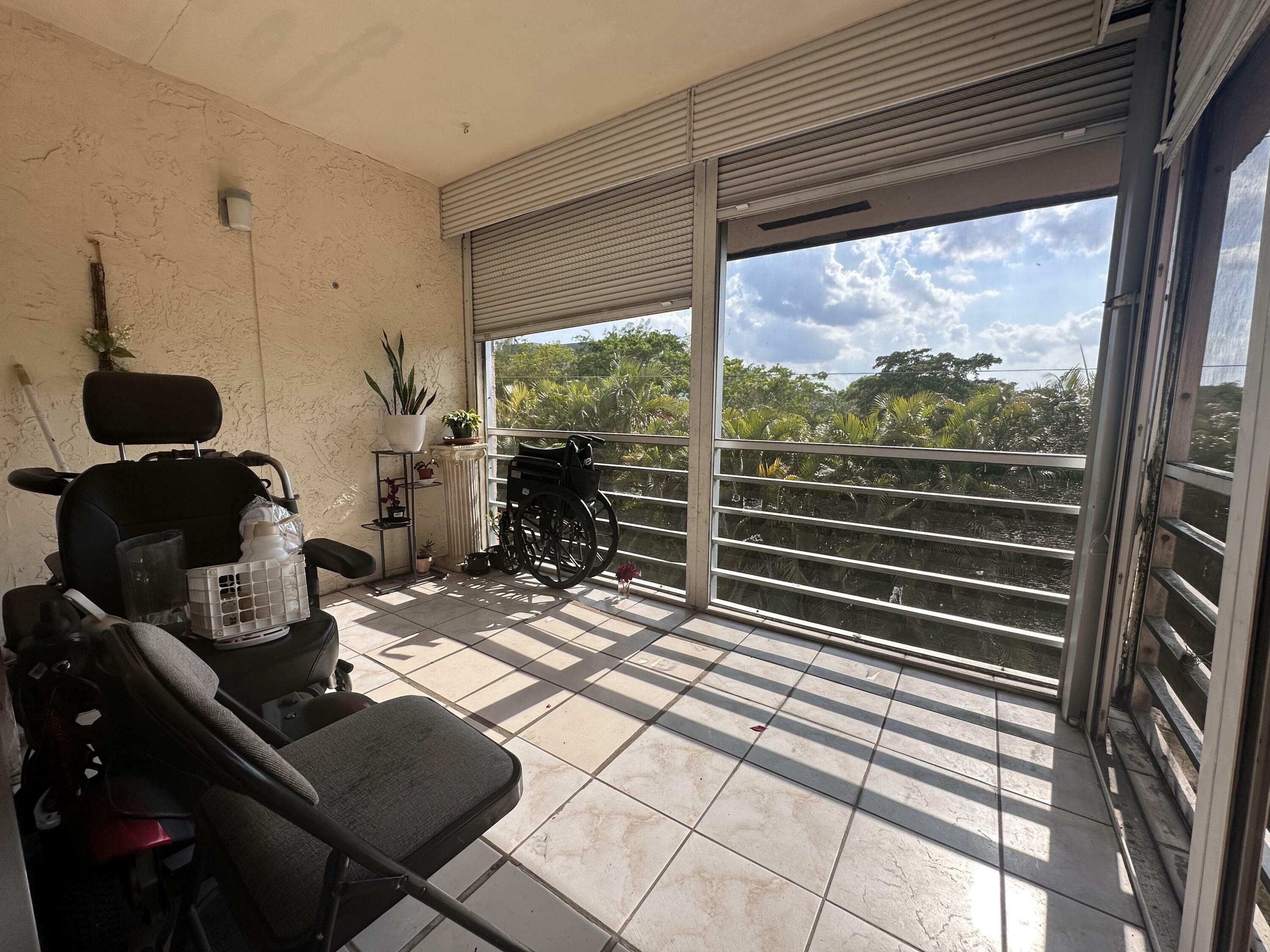 Property Photo:  3050 Holiday Springs Boulevard 302  FL 33063 