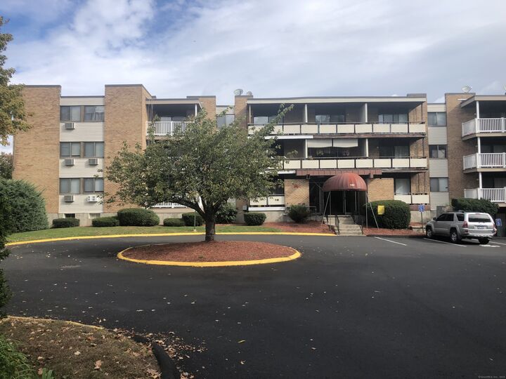 157 Bull Hill Lane 207  West Haven CT 06516 photo