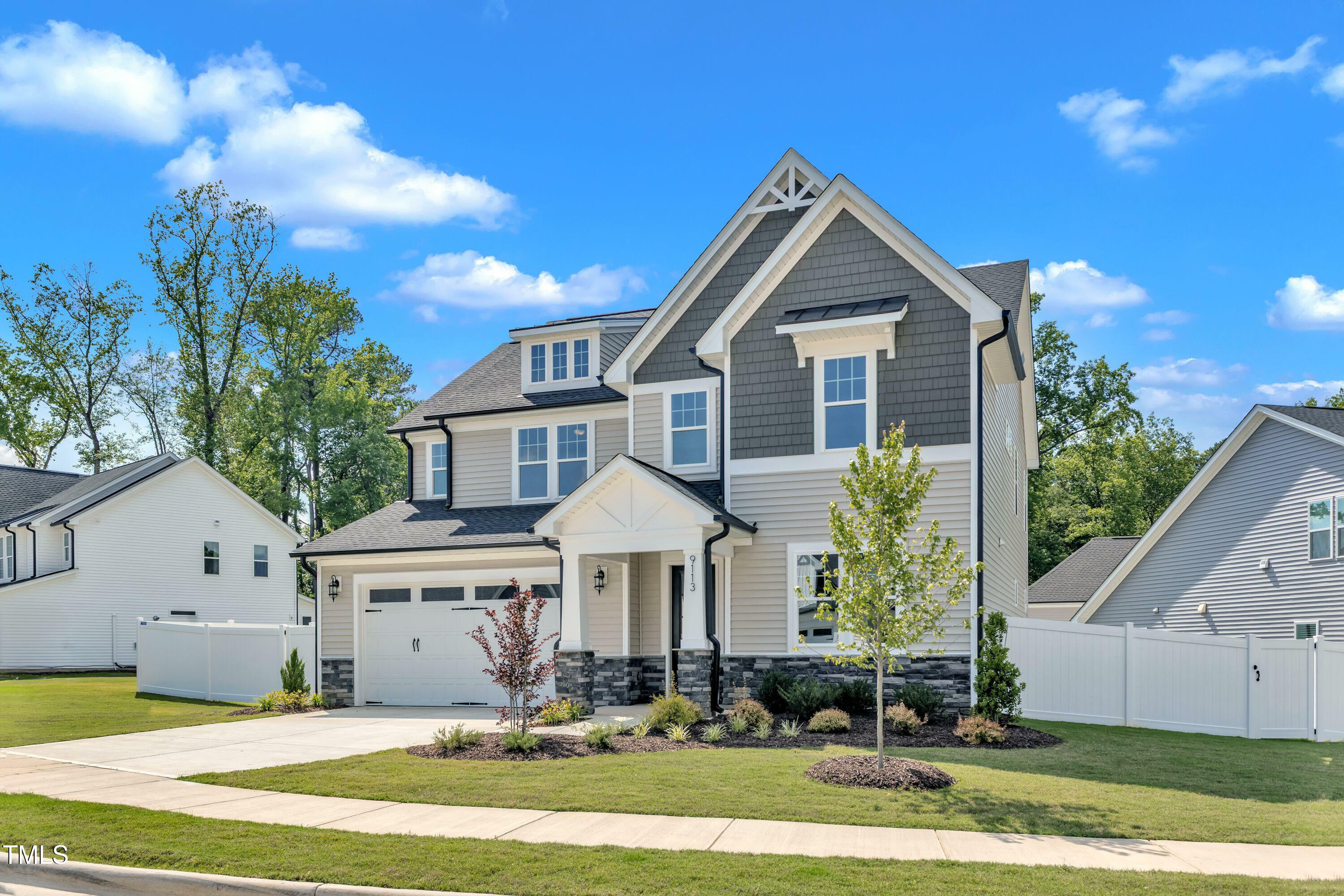 Property Photo: 9113 Dupree Meadow Drive 41 NC 27501