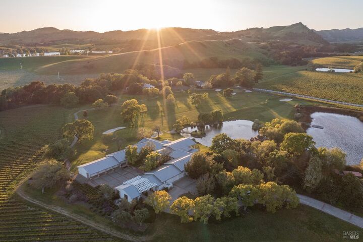 1129 Dealy Lane  Napa CA 94559 photo