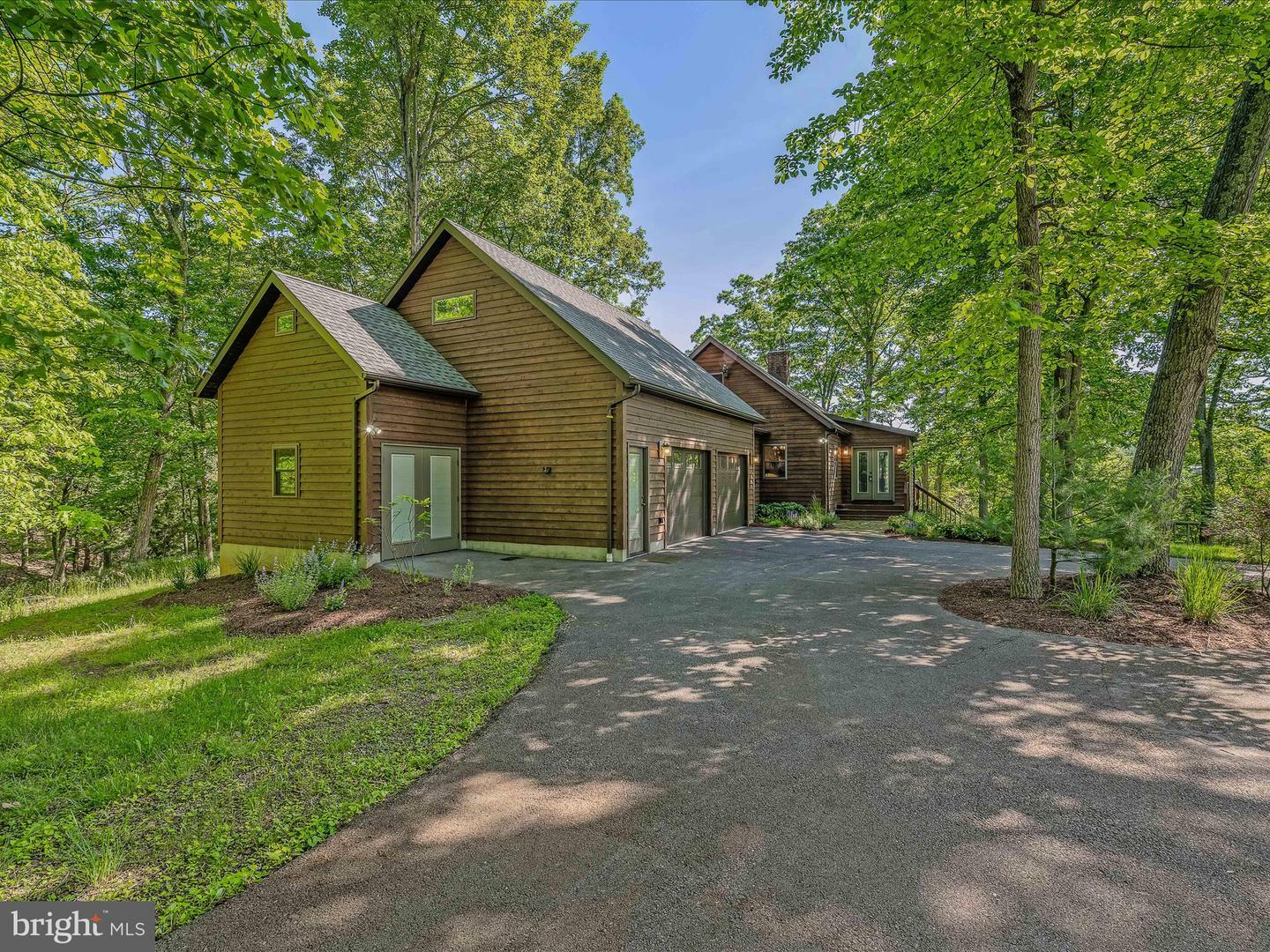 Property Photo:  126 Old Mill Manor Court  WV 25411 