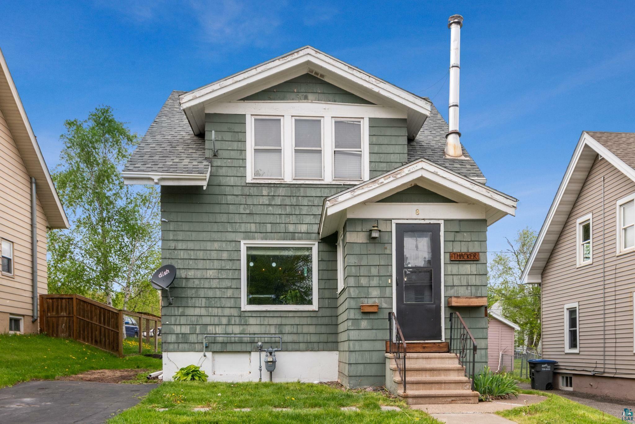 Property Photo:  8 Sunnyside St  MN 55808 