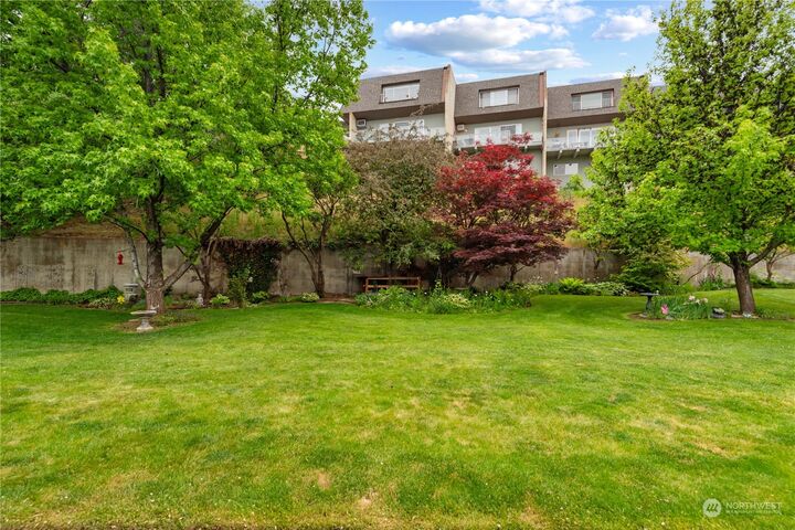 Property Photo:  1815  Number 2 Canyon Rd D-14  WA 98801