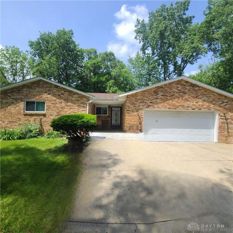 Property Photo:  1003 Brohm Lane  OH 45417 