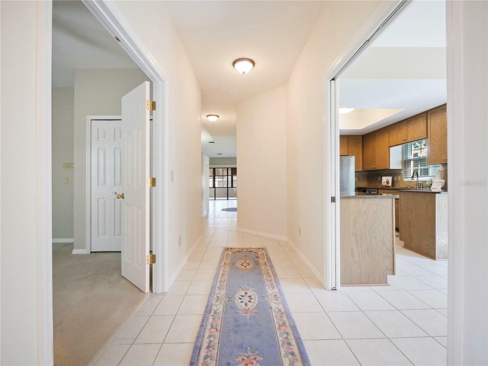 Property Photo: 1412 Oak Tree Court FL 32712