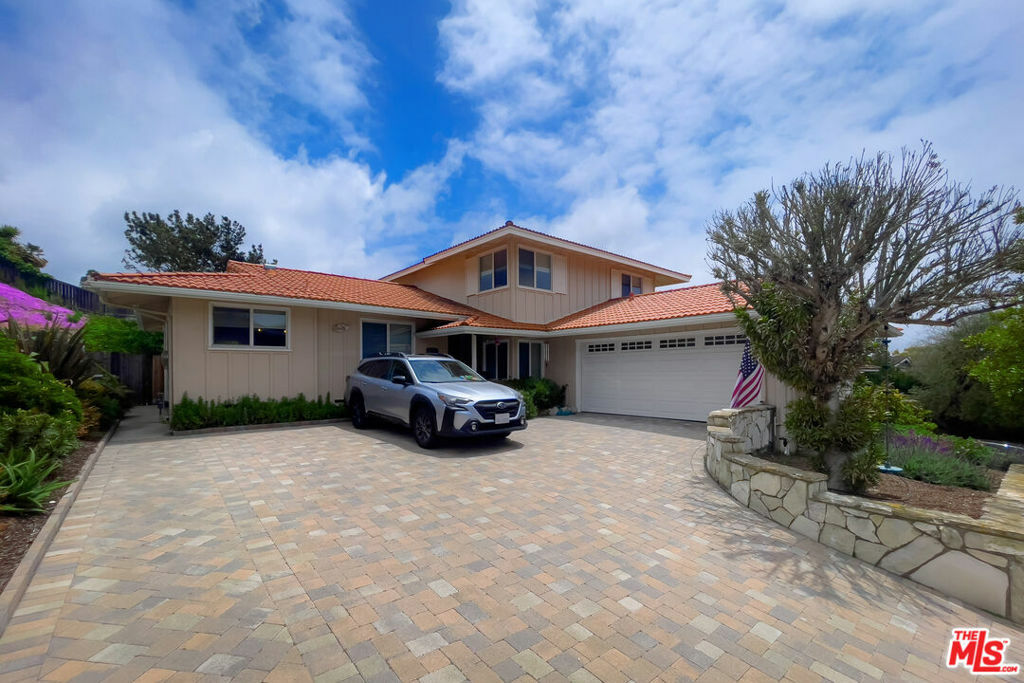 Property Photo:  29504 Stonecrest Road  CA 90275 