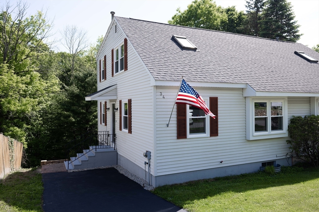 Property Photo:  34 A Parsons Hill Dr A  MA 01603 