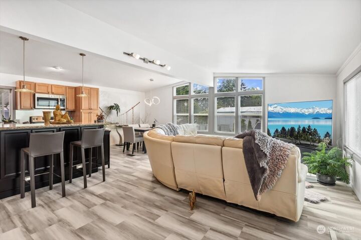 Property Photo: 4111 164th Street SW 21 WA 98087