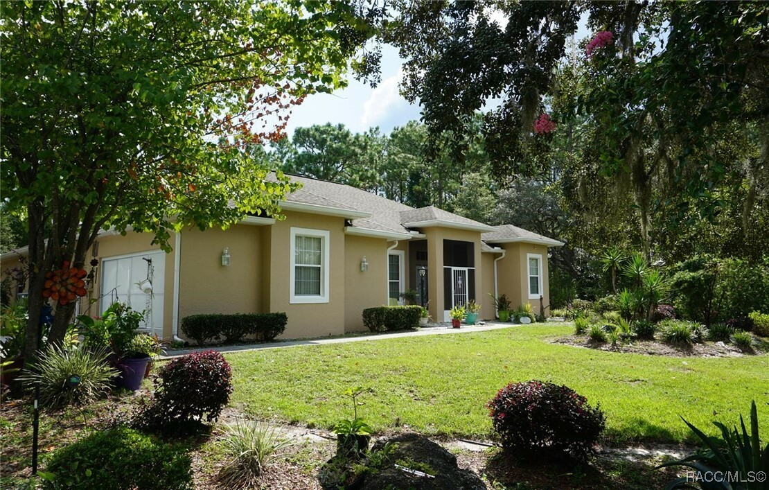 Property Photo:  3467 W Daffodil Drive  FL 34465 