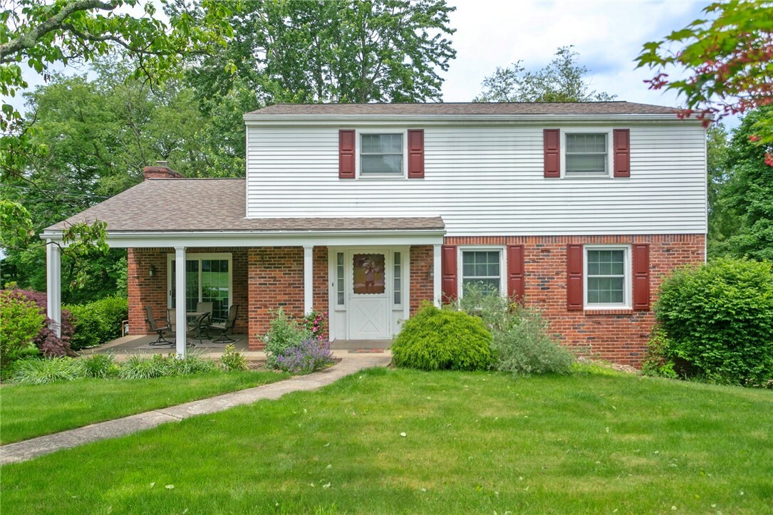 Property Photo:  5053 Northlawn Circle  PA 15668 