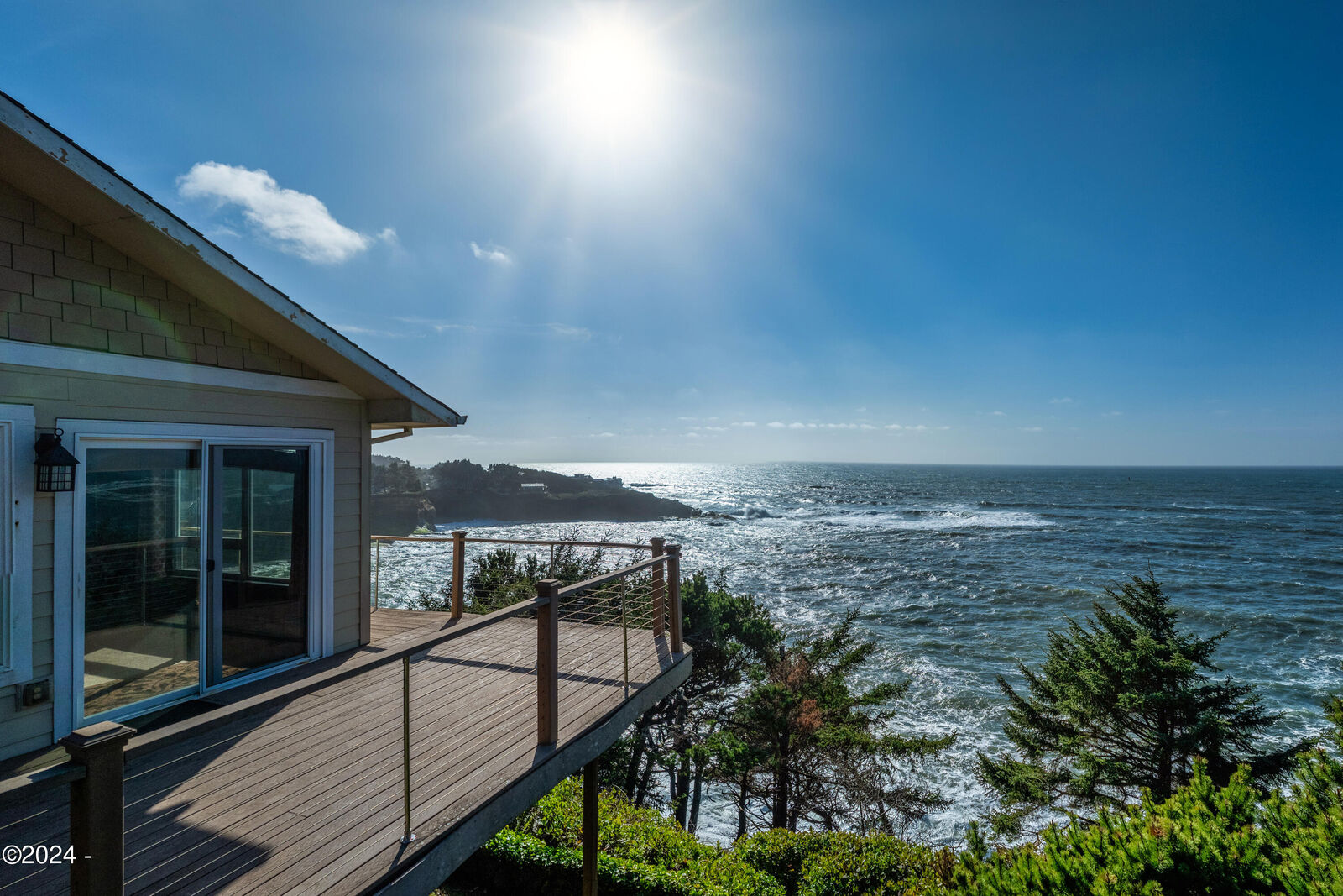 Property Photo:  605 & 615 SW Coast Avenue  OR 97341 