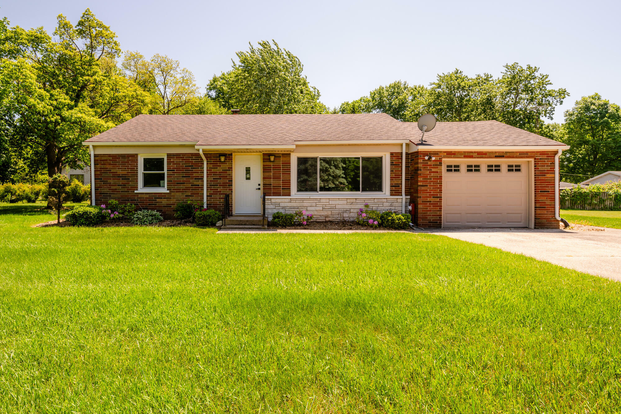 Property Photo: 4840 Shore Drive MI 49038