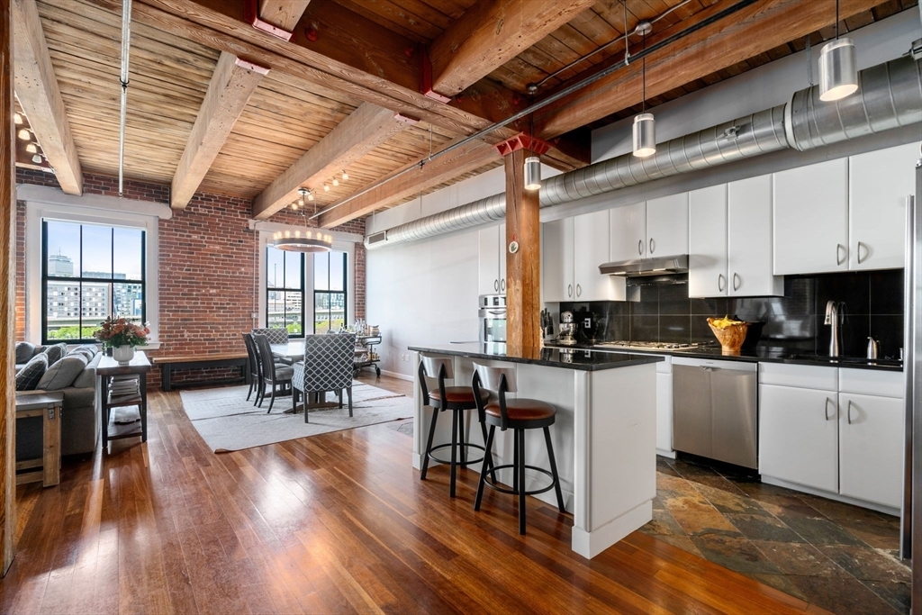 Property Photo: 9 W Broadway 512 MA 02127