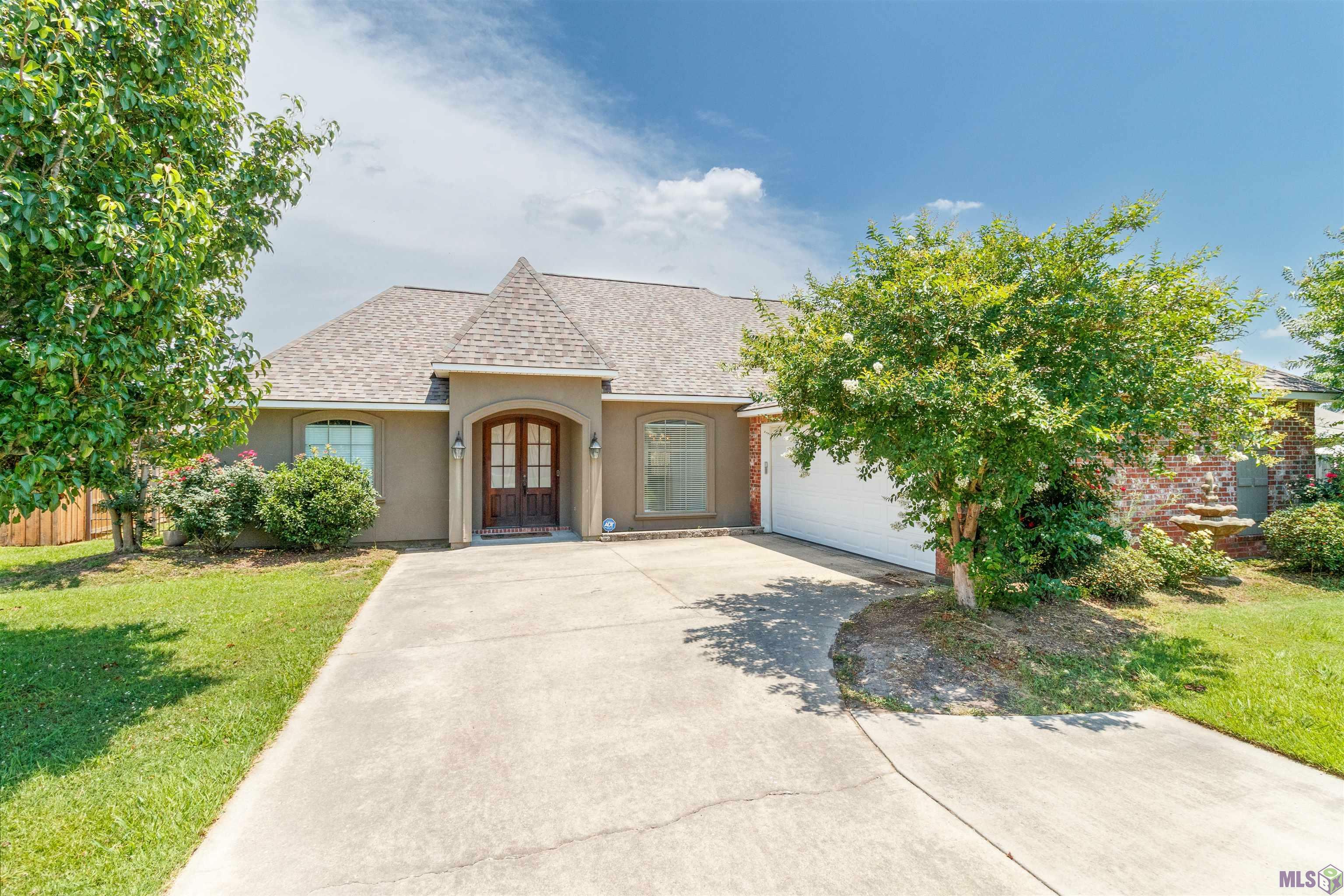 Property Photo:  3200 Rivers Edge Dr  LA 70710 