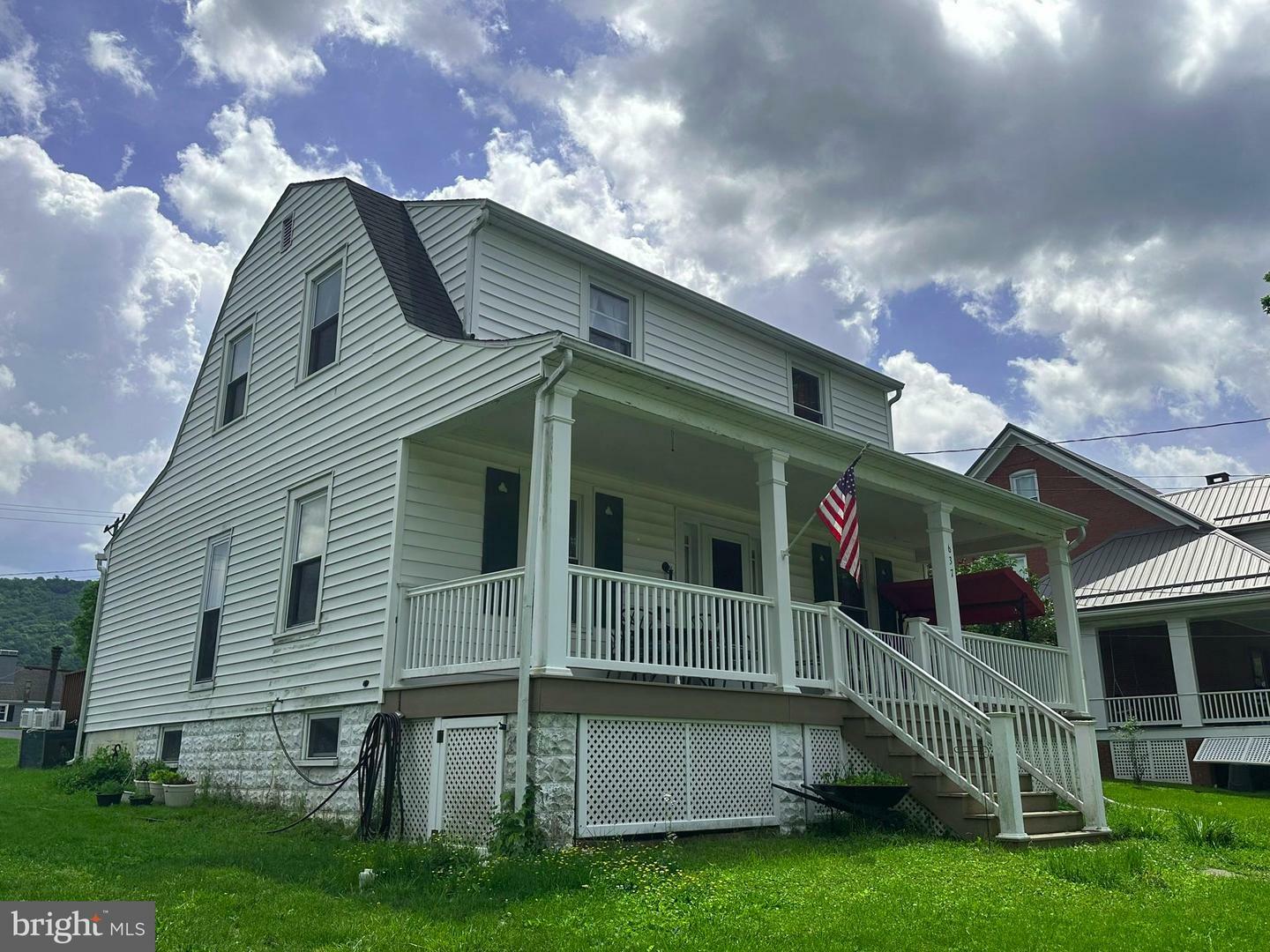 Property Photo: 637 S Juliana Street PA 15522