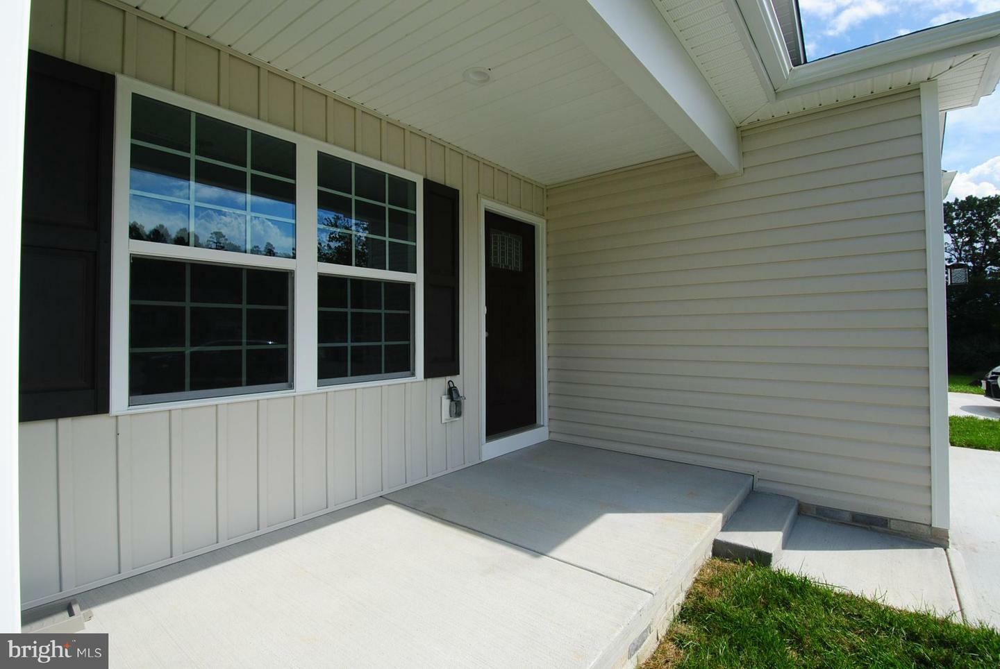 Property Photo:  540 Great Oak Court  VA 22664 