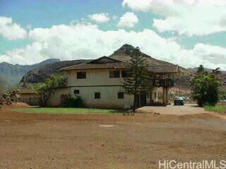 Property Photo:  