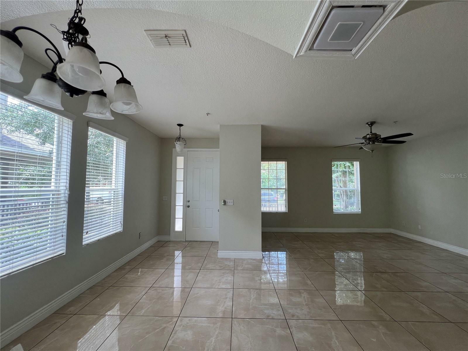 Property Photo:  10329 Lake District Lane S  FL 32832 