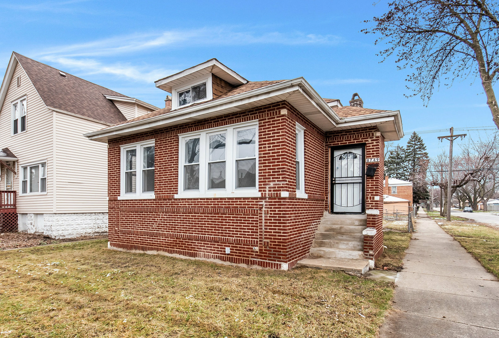 Property Photo:  8749 S Union Avenue  IL 60620 