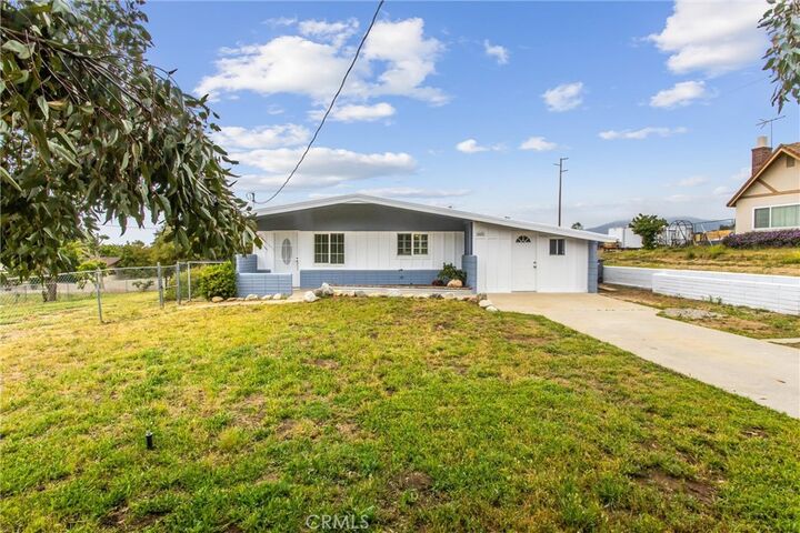 Property Photo: 10021 Jonathan Avenue CA 92223