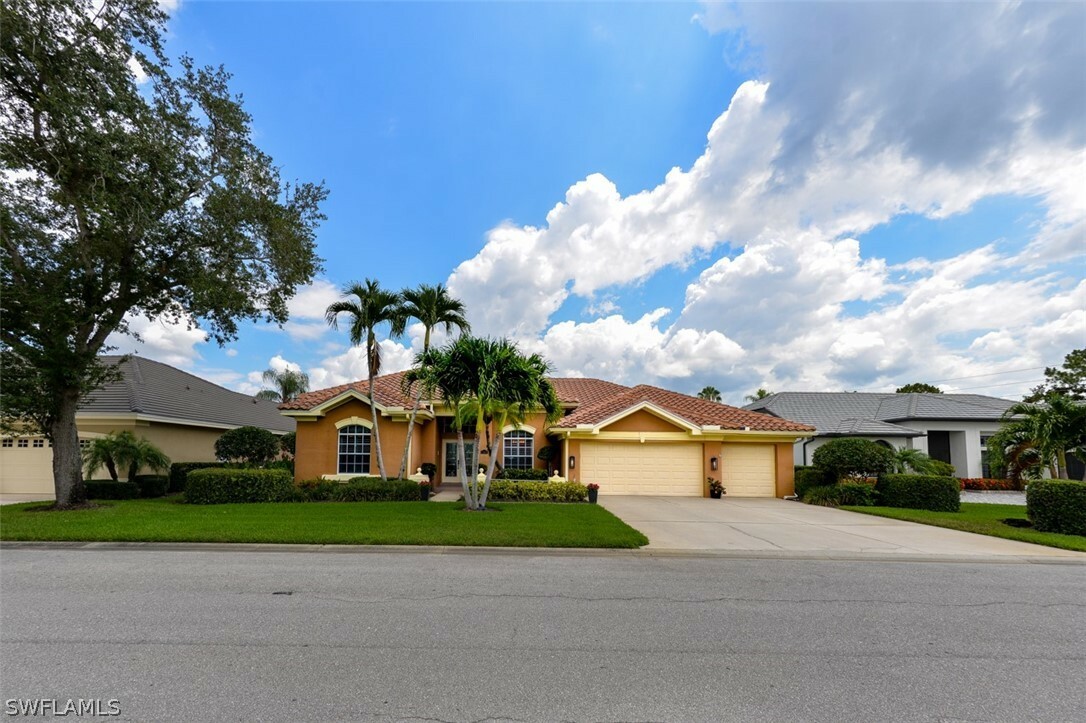 Property Photo:  13881 Tonbridge Court  FL 34135 