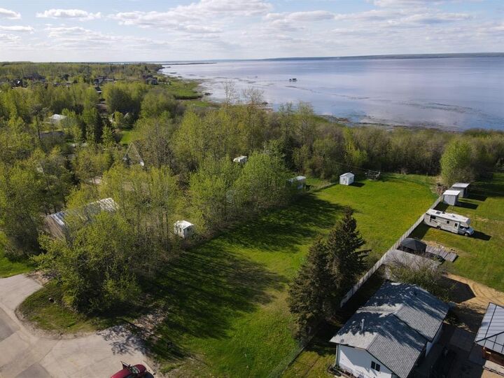 Lot 7 Peace River Ave — photo 1