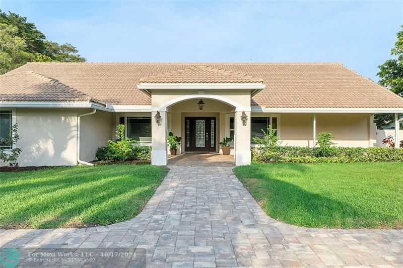 Property Photo:  7074 NW 63rd Way  FL 33067 