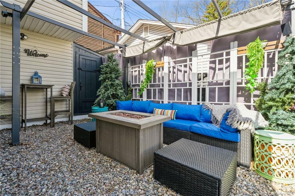 Property Photo:  24 Woodlands Terrace  NY 10925 