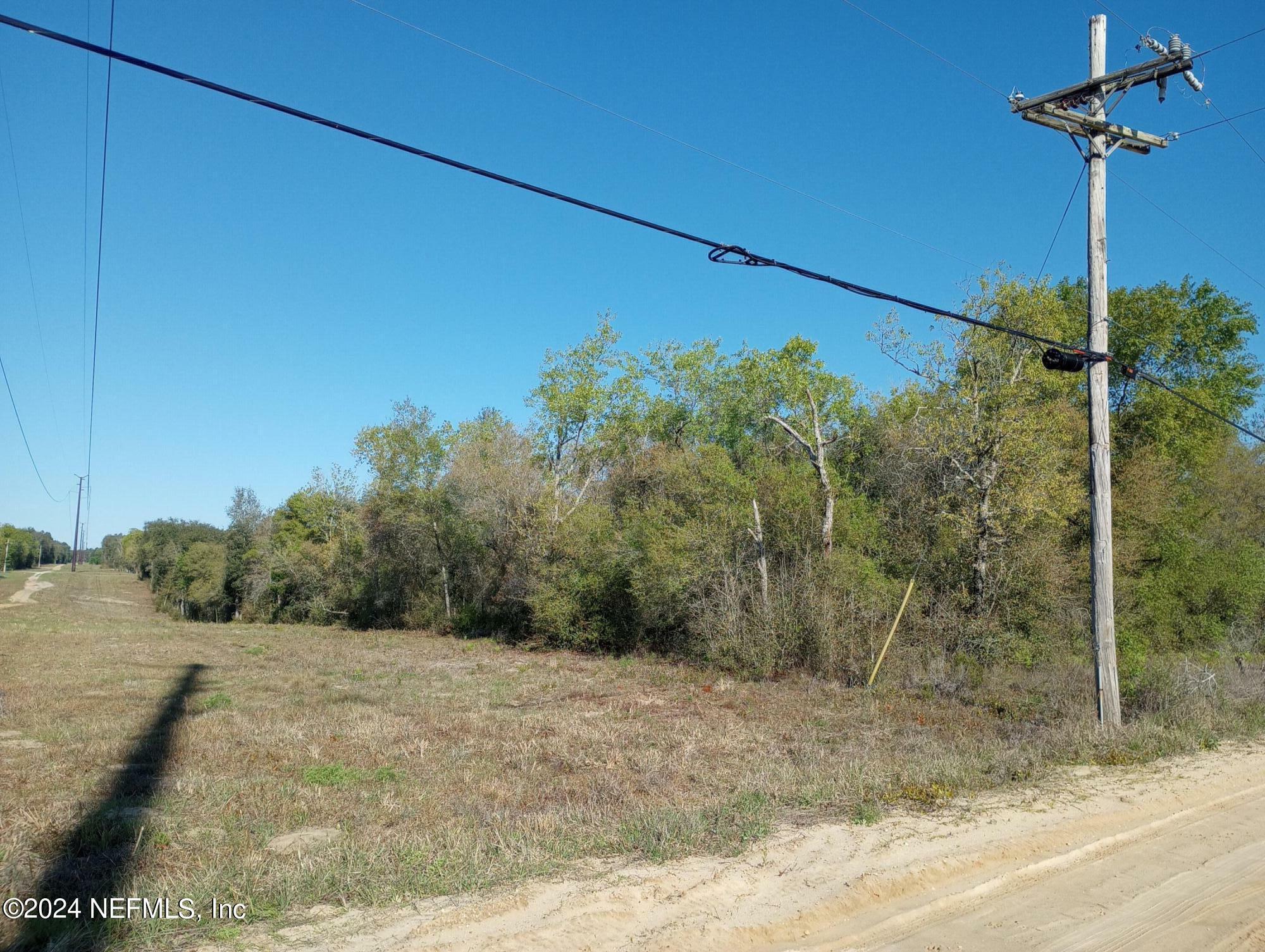 Property Photo:  7678 Oak Forest Road  FL 32656 