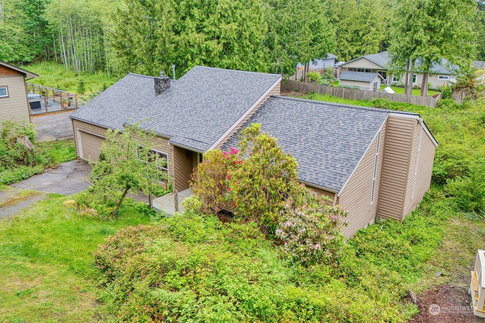 Property Photo:  401  Rainier Lane  WA 98365 