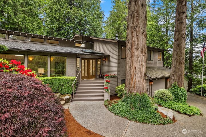 Property Photo: 2225 185th Place NE WA 98052