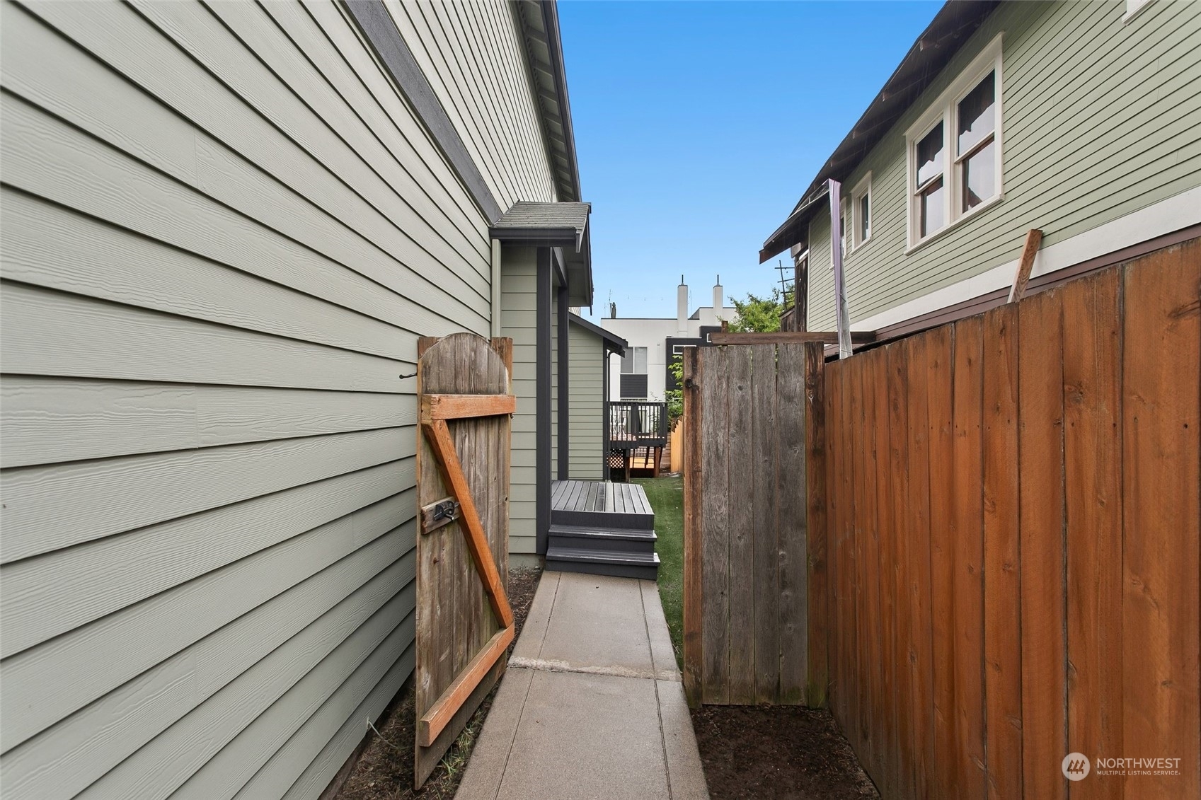 Property Photo:  3932 S Lucile Street  WA 98118 