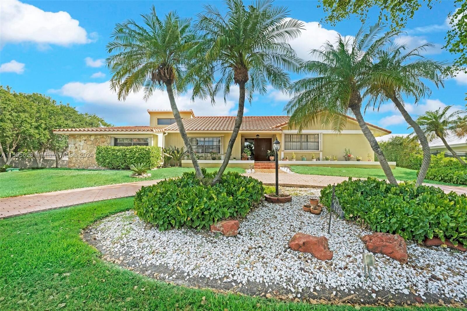 Property Photo:  7761 SW 169th St  FL 33157 