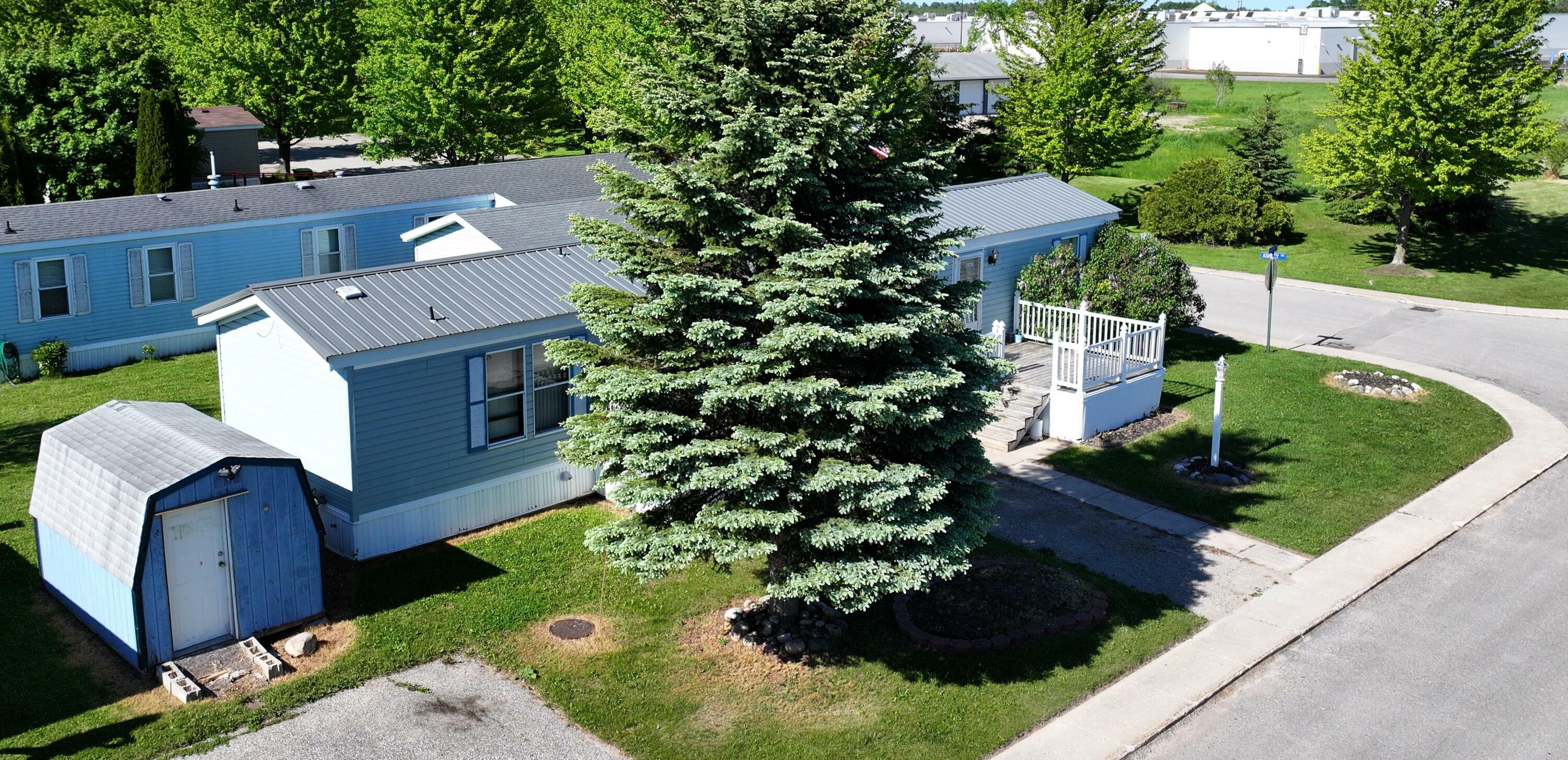 Property Photo:  47 Ashley Avenue  MI 49721 