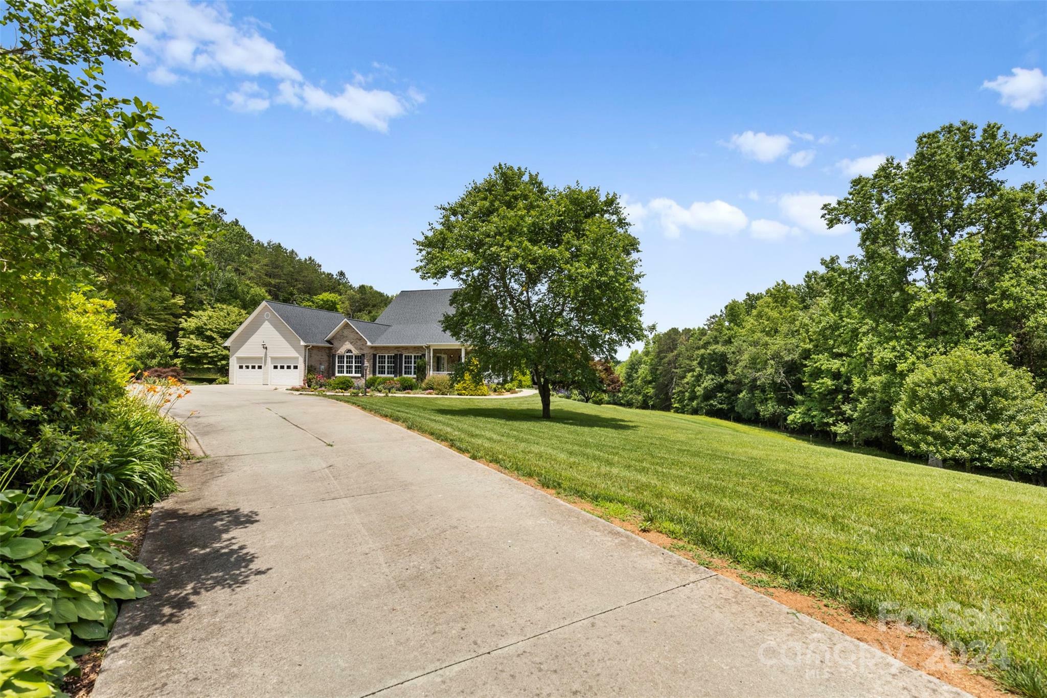 Property Photo:  909 Shinnville Road  NC 28115 