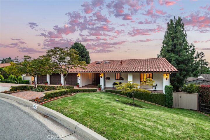 Property Photo: 2836 Victoria Place CA 90274