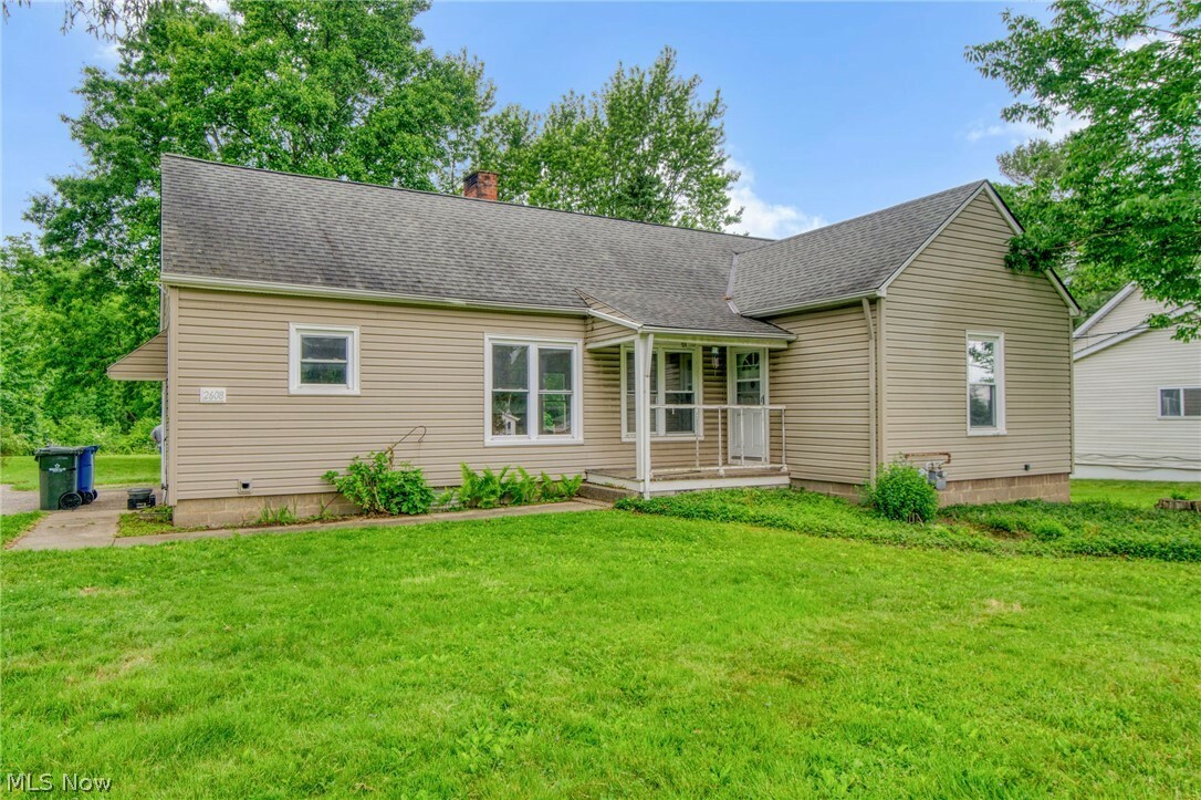 Property Photo:  2608 Som Center Road  OH 44094 