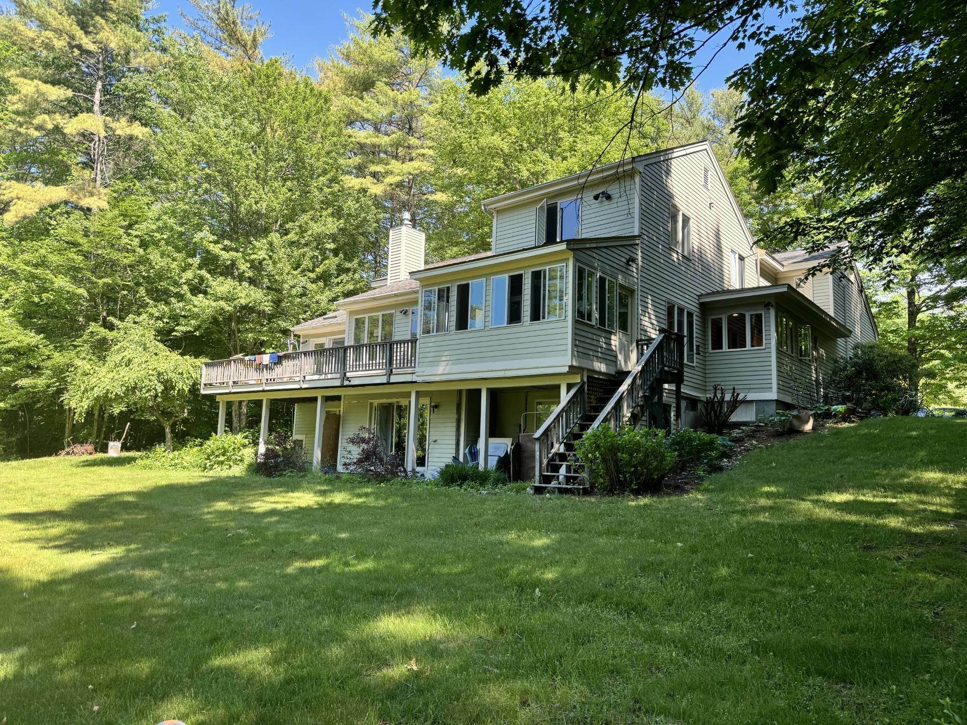 Property Photo:  18 Algonquin Drive  NH 03431 